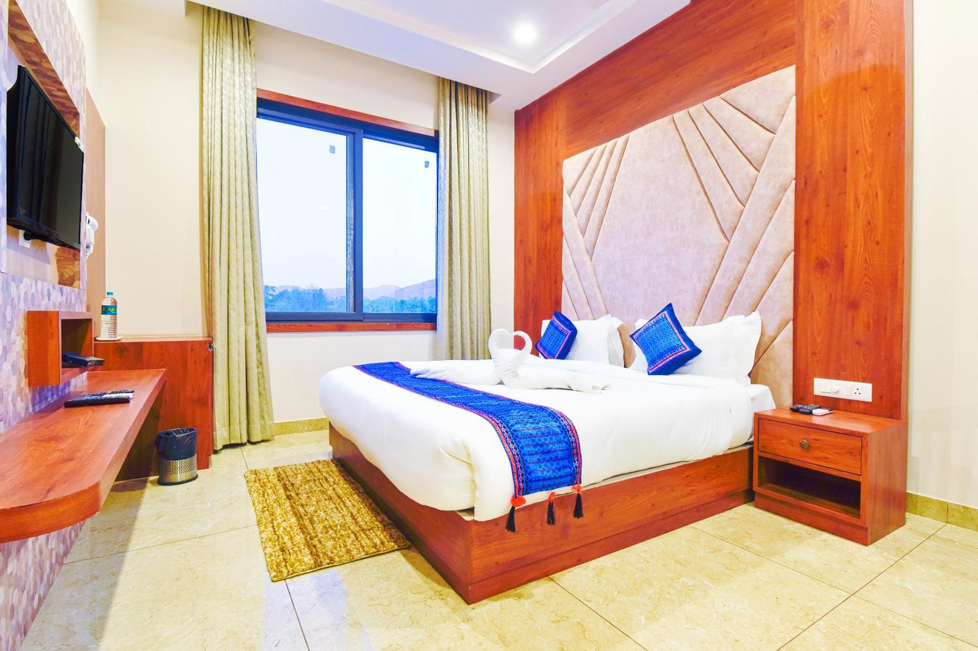 Hotel Remark Udaipur Bagian luar foto